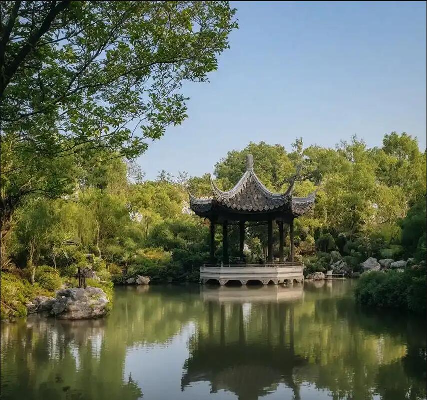 雨湖区之桃旅游有限公司